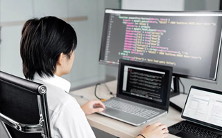 遵化市 ,php声明和调用变量的符号是什么？